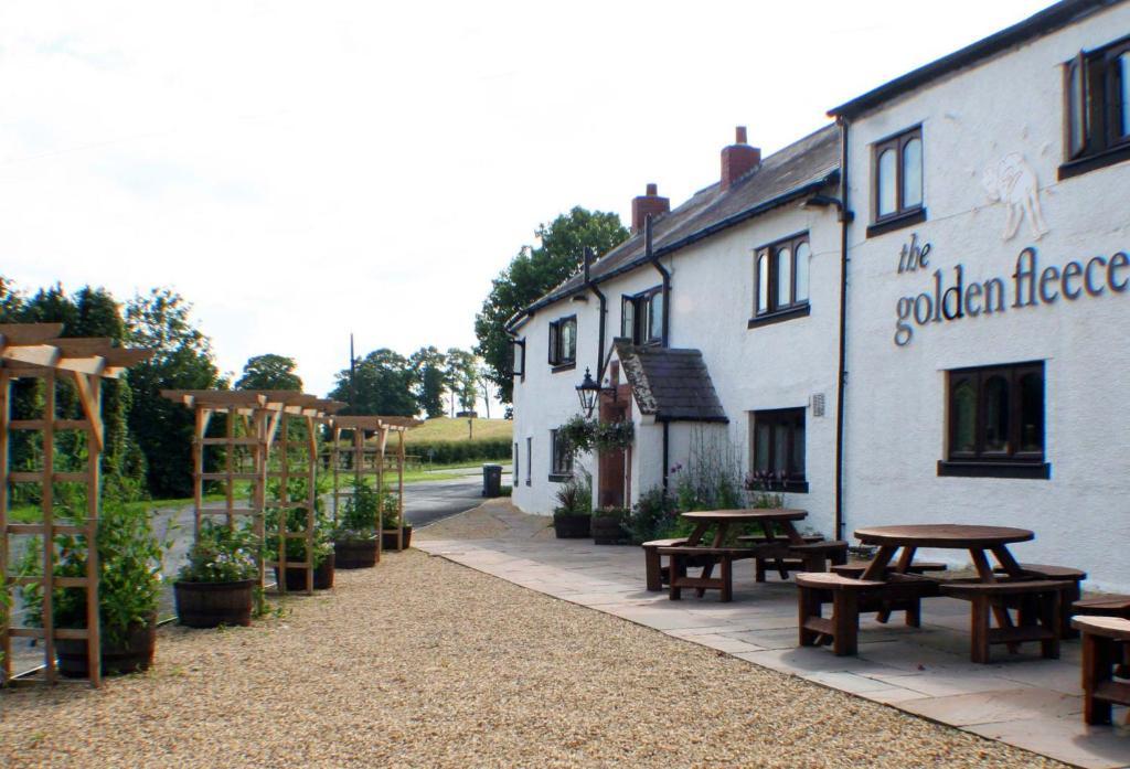 The Golden Fleece Inn Carlisle  Ngoại thất bức ảnh