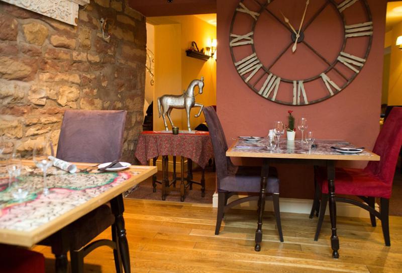 The Golden Fleece Inn Carlisle  Ngoại thất bức ảnh